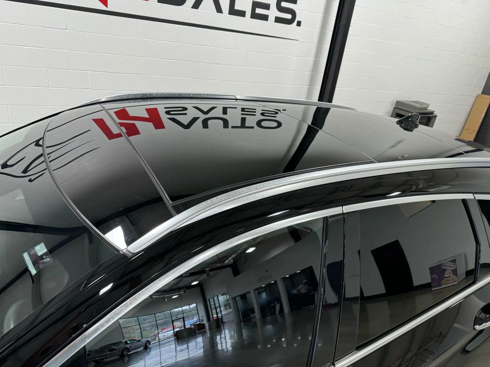 Used 2019 INFINITI QX50 Essential w/ Premium Heat Package image 13