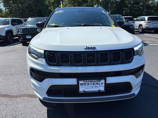 Certified 2025 Jeep Compass Limited w/ Driver Assist Group I AWD/4WD image 8