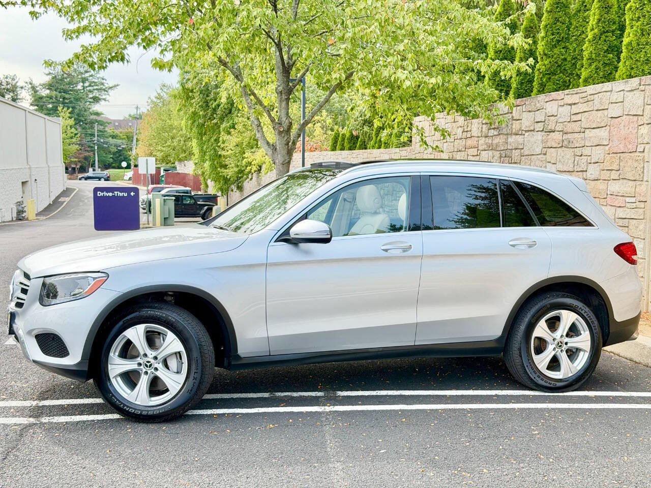 Used 2018 Mercedes-Benz GLC 300 4MATIC image 19
