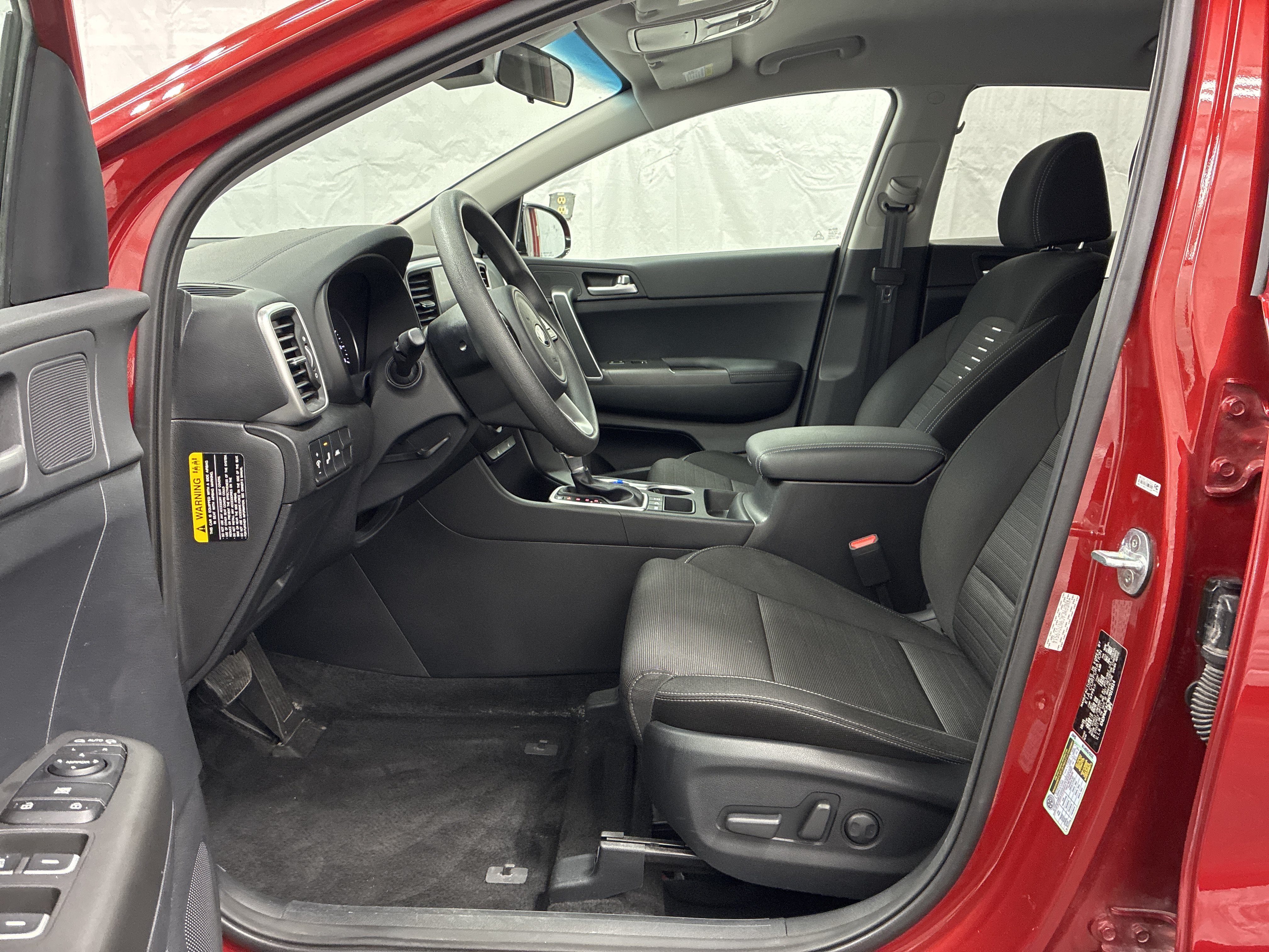 Certified 2022 Kia Sportage LX w/ LX AWD Value Edition Package image 12