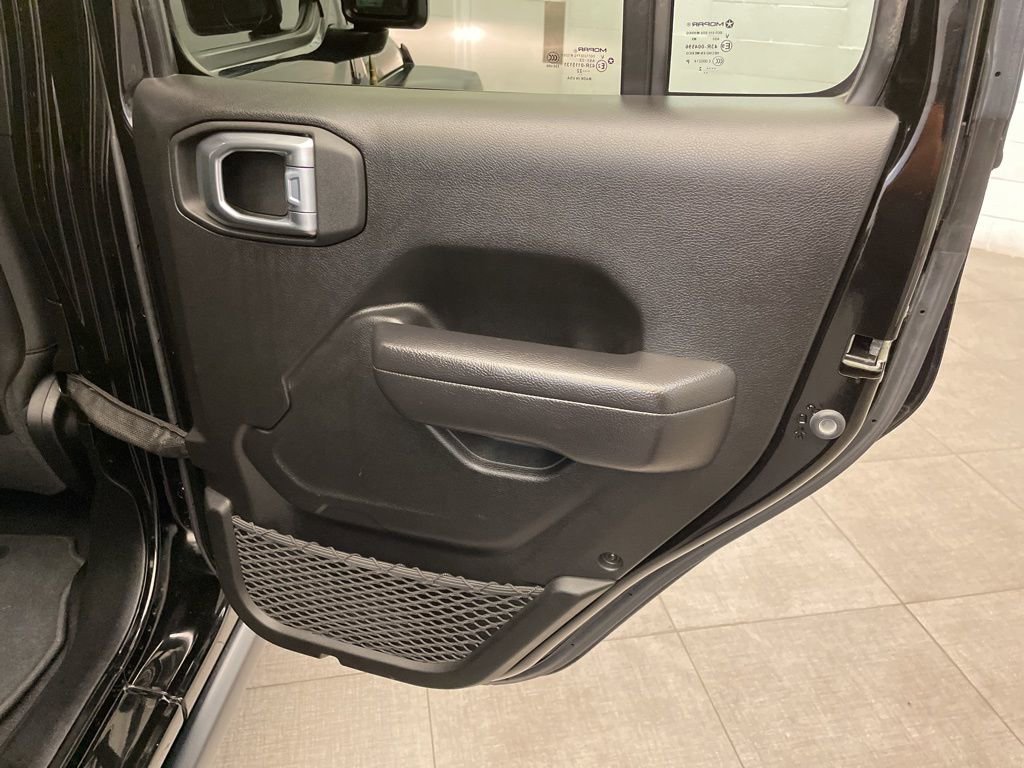 Certified 2022 Jeep Gladiator Rubicon image 28