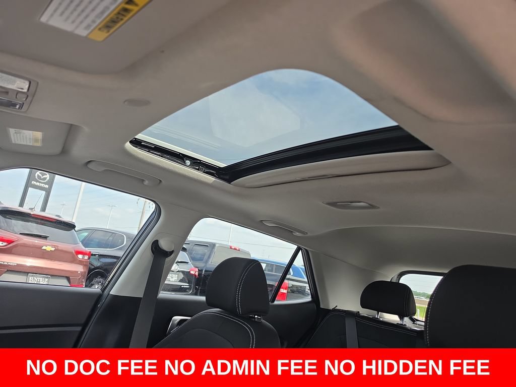 Used 2025 Hyundai Venue SEL FWD image 22