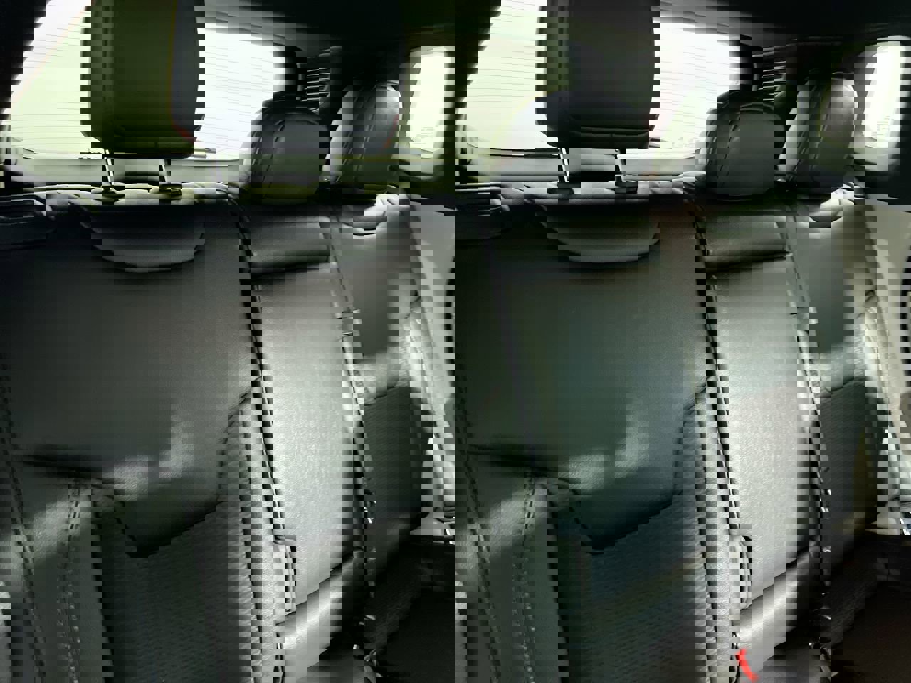 Used 2024 Jeep Compass Latitude image 30