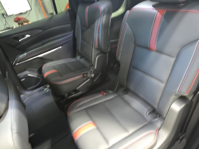 New 2027 Chevrolet Traverse RS w/ LPO, Floor Liner Package AWD/4WD image 16