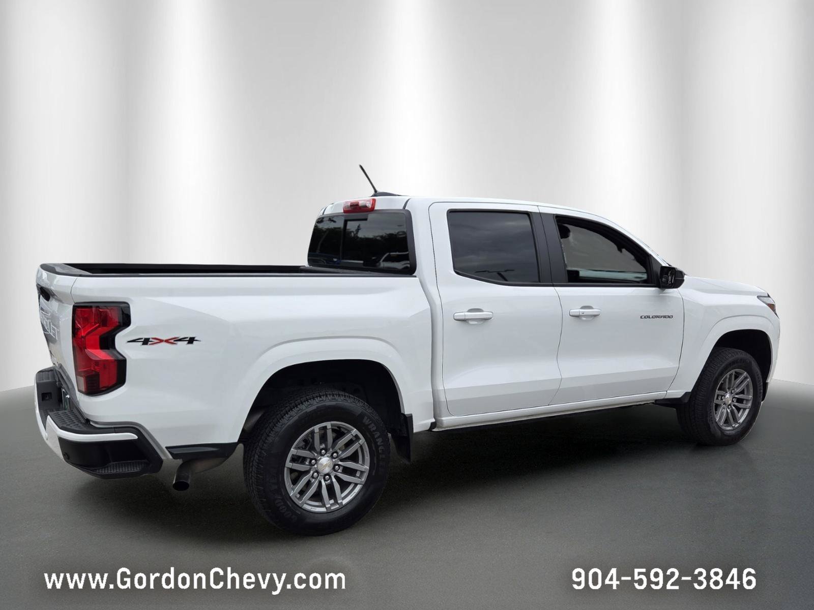 Certified 2024 Chevrolet Colorado LT w/ LT Convenience Package AWD/4WD image 6