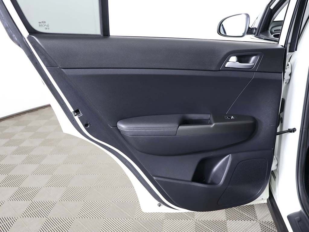 Used 2021 Kia Sportage LX AWD/4WD image 21