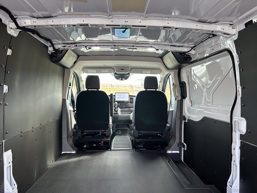 New 2026 Ford Transit 150 Low Roof w/ Load Area Protection Package RWD image 10