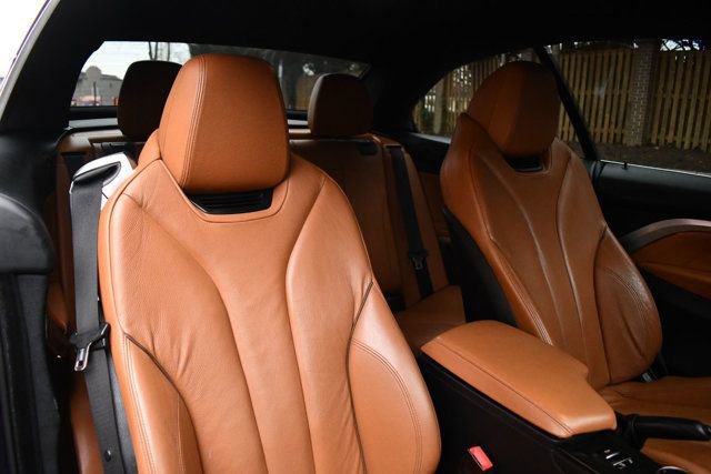 Used 2018 BMW 430i xDrive Convertible image 38