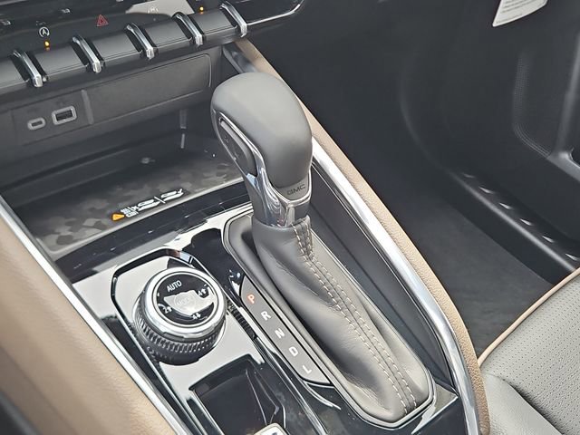 New 2026 GMC Canyon Denali image 17