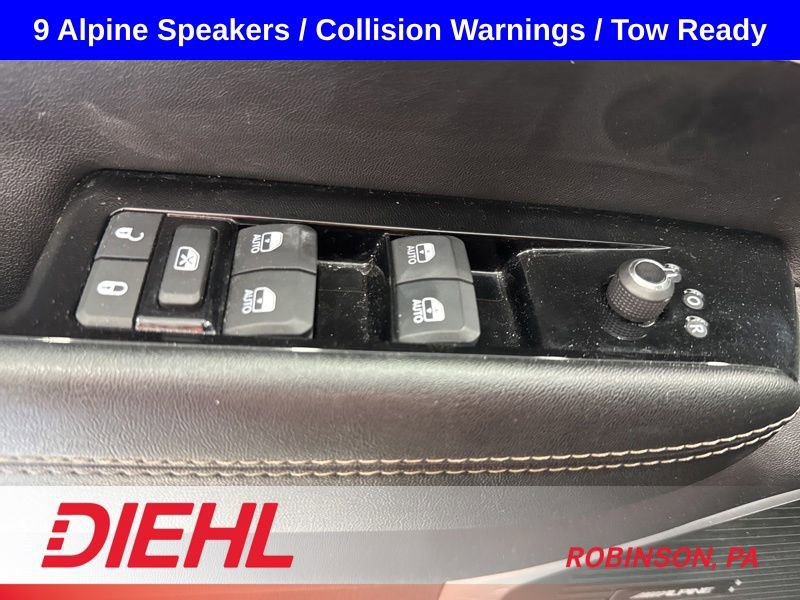 Used 2024 Jeep Wagoneer Series II AWD/4WD image 25