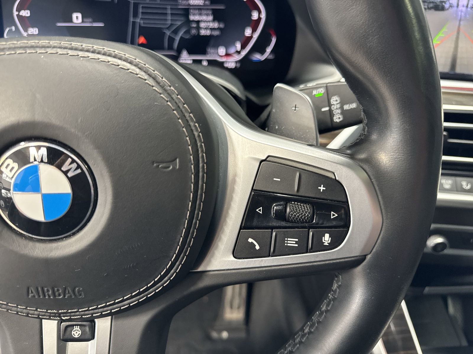 Used 2021 BMW X5 M50i w/ Executive Package image 20