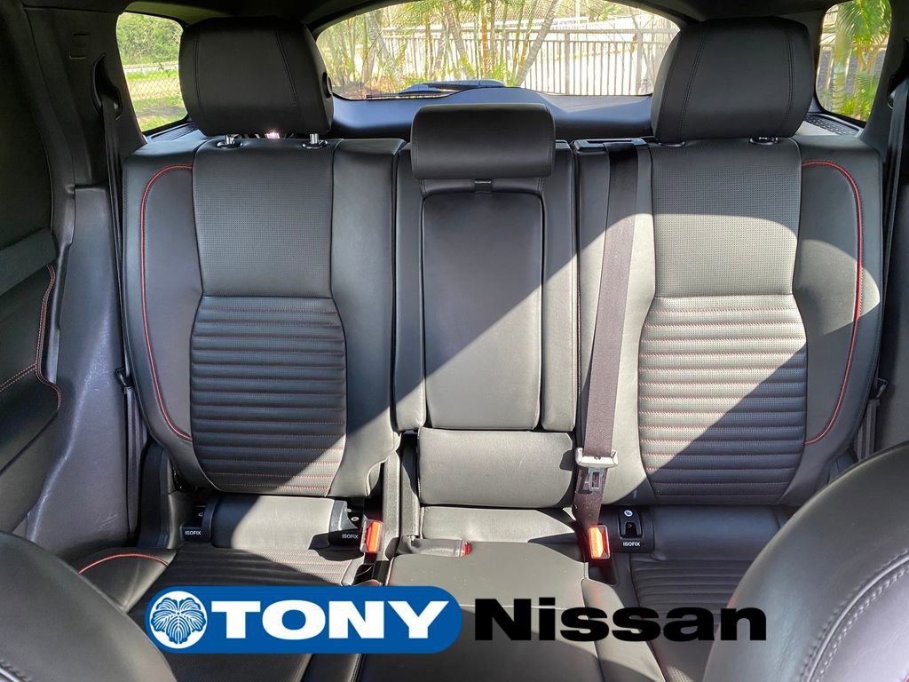 Used 2019 Land Rover Discovery Sport HSE image 17