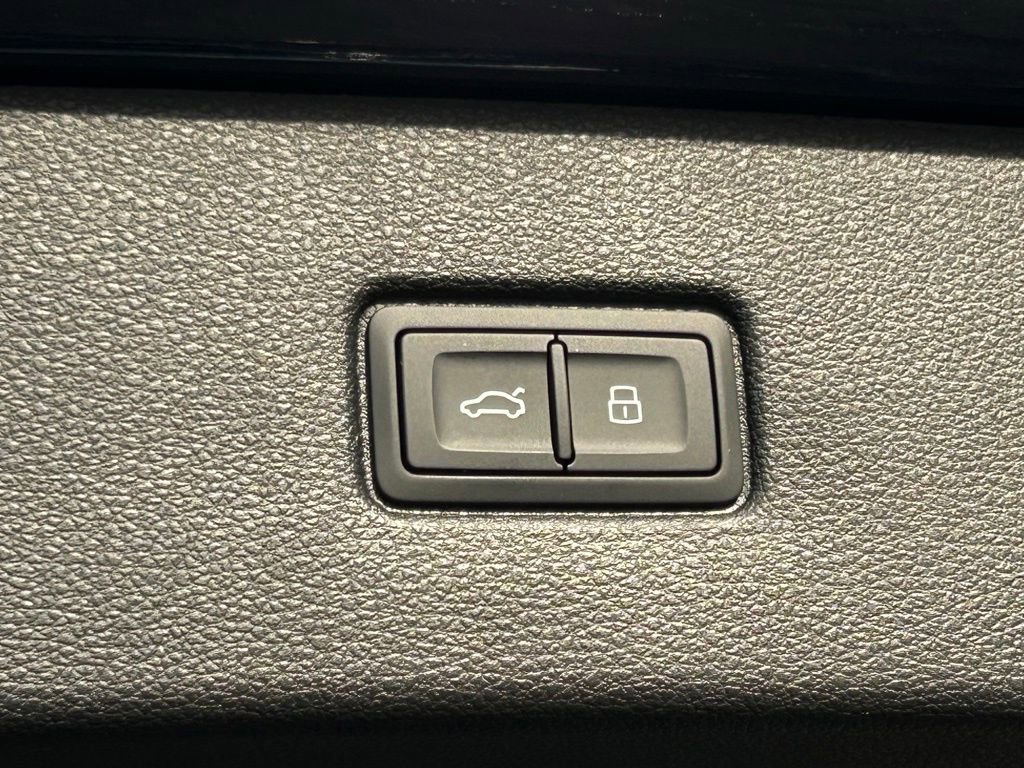 New 2026 Audi Q7 3.0T Premium Plus image 54