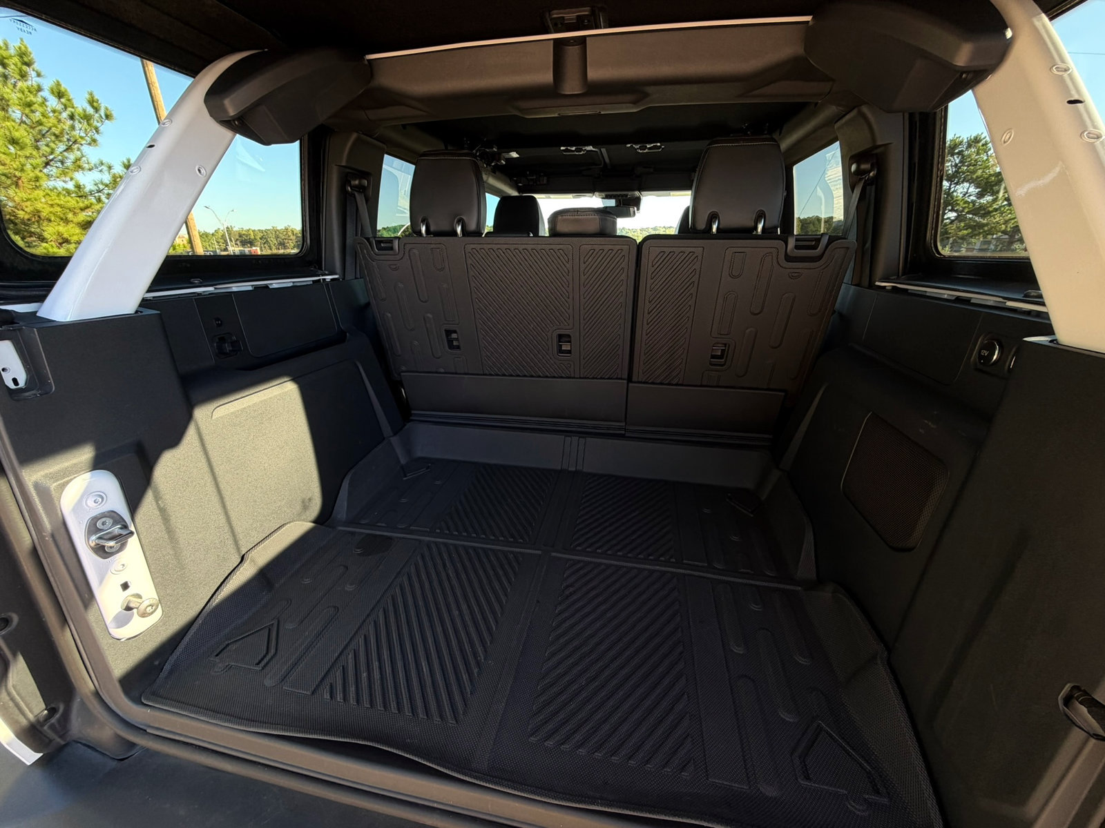 Used 2024 Ford Bronco Wildtrak AWD/4WD image 36