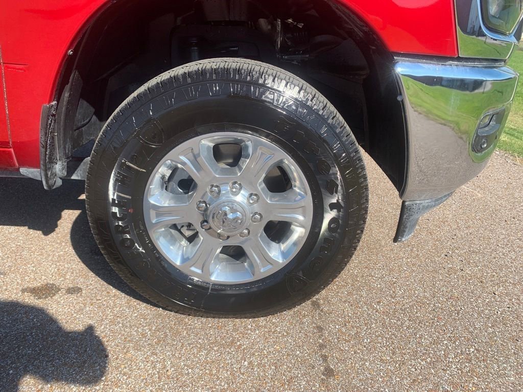 New 2025 RAM 2500 Big Horn AWD/4WD image 10