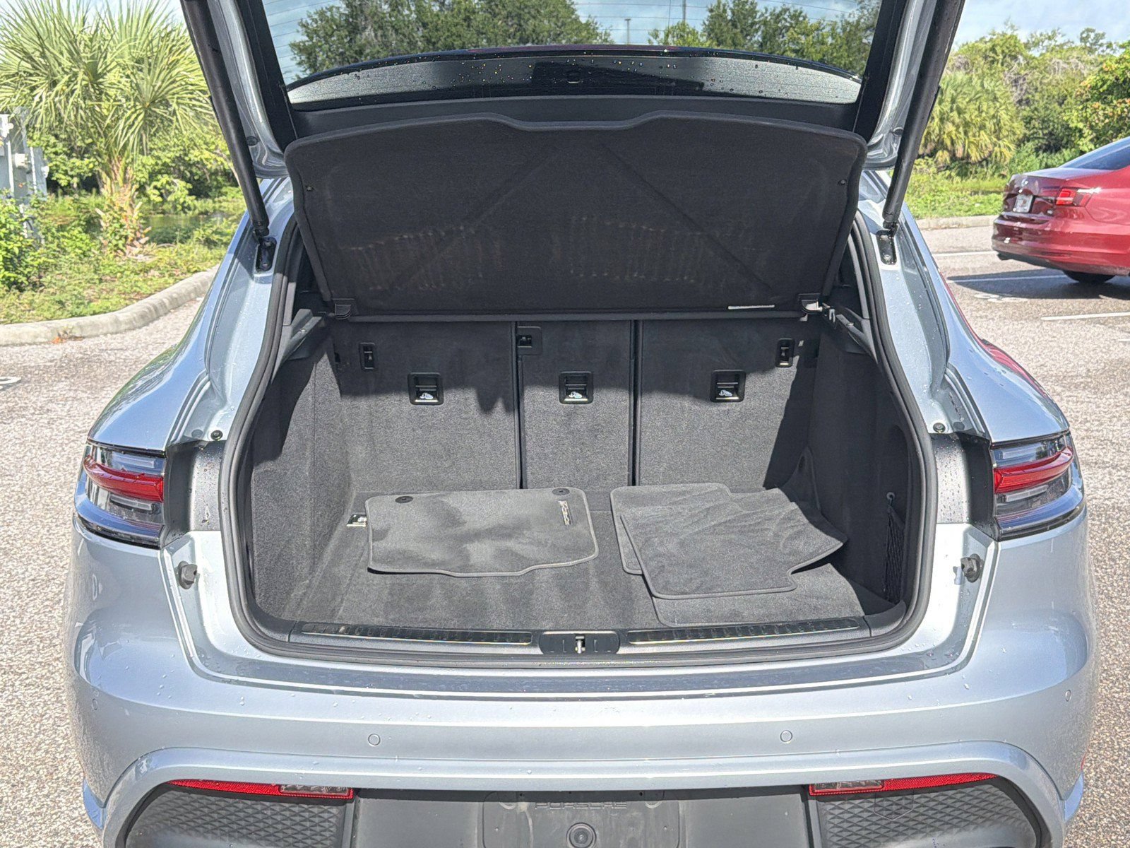 Used 2024 Porsche Macan S AWD/4WD image 12