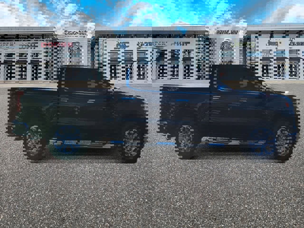 Used 2025 Chevrolet Silverado 1500 LTZ w/ LTZ Premium Package image 9