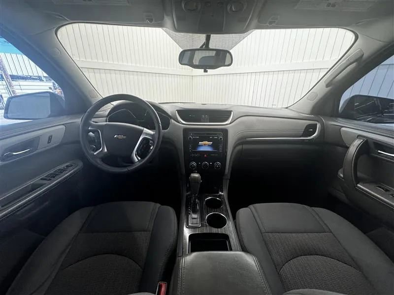 Used 2013 Chevrolet Traverse LT image 16