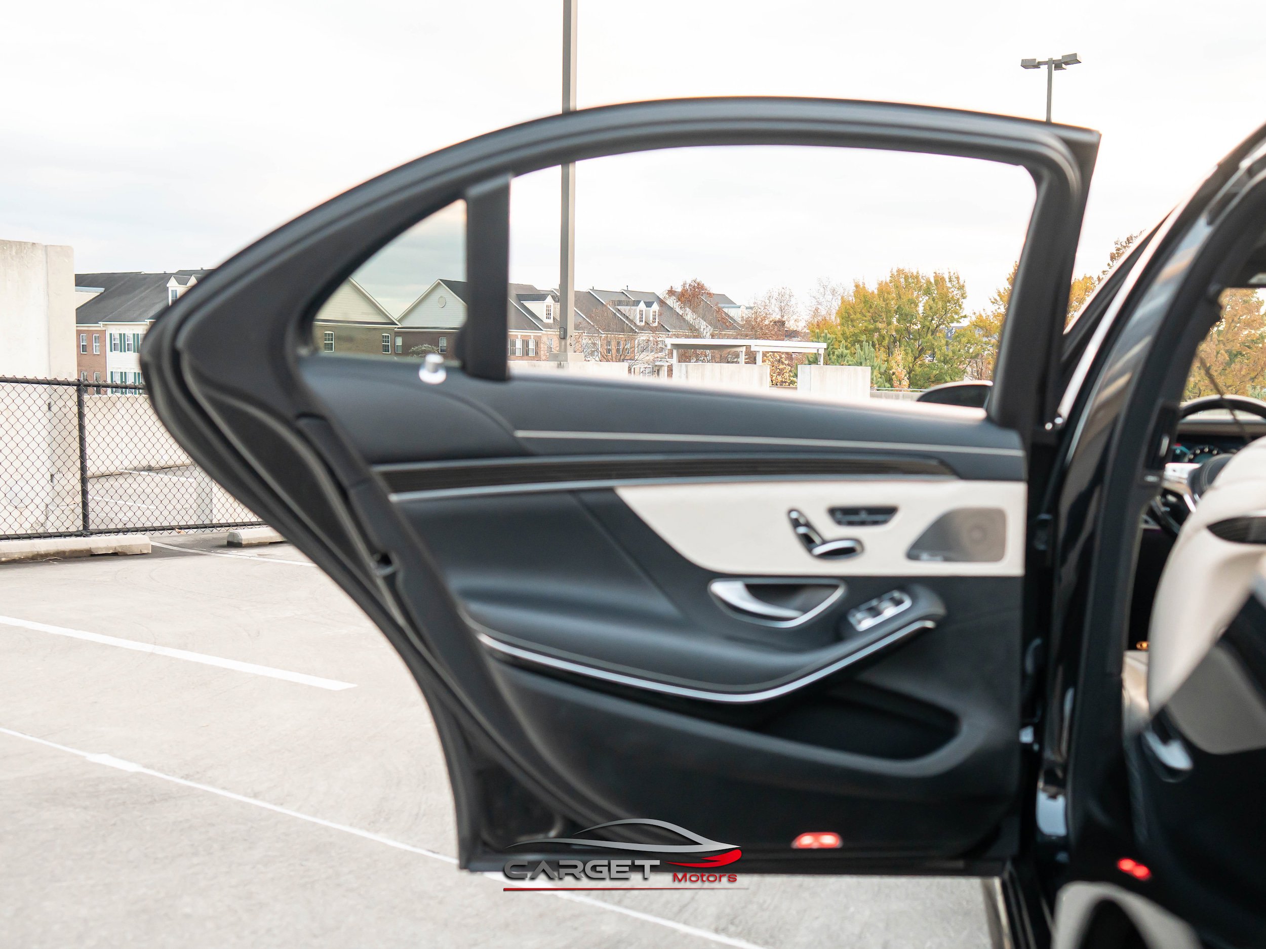 Used 2020 Mercedes-Benz S 560 Sedan image 45