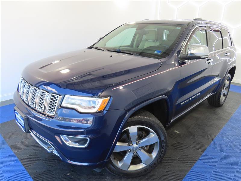 Used 2017 Jeep Grand Cherokee Overland AWD/4WD image 4