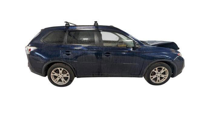 Used 2015 Mitsubishi Outlander SE AWD/4WD image 7