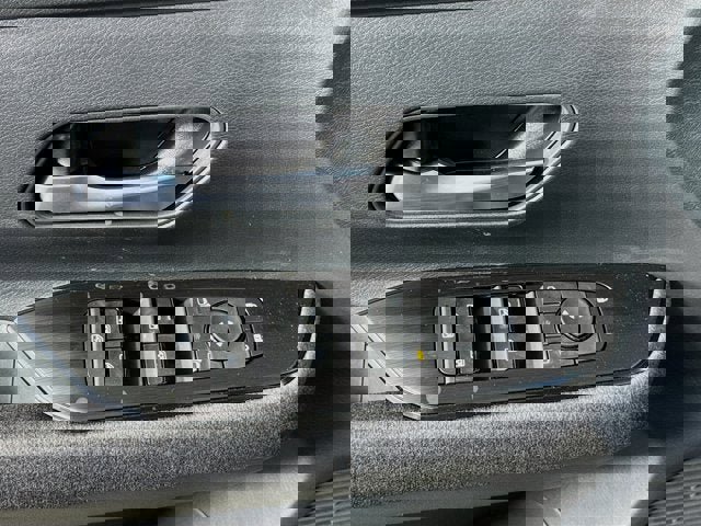 New 2026 Nissan Kicks SV w/ SV Premium Package image 21