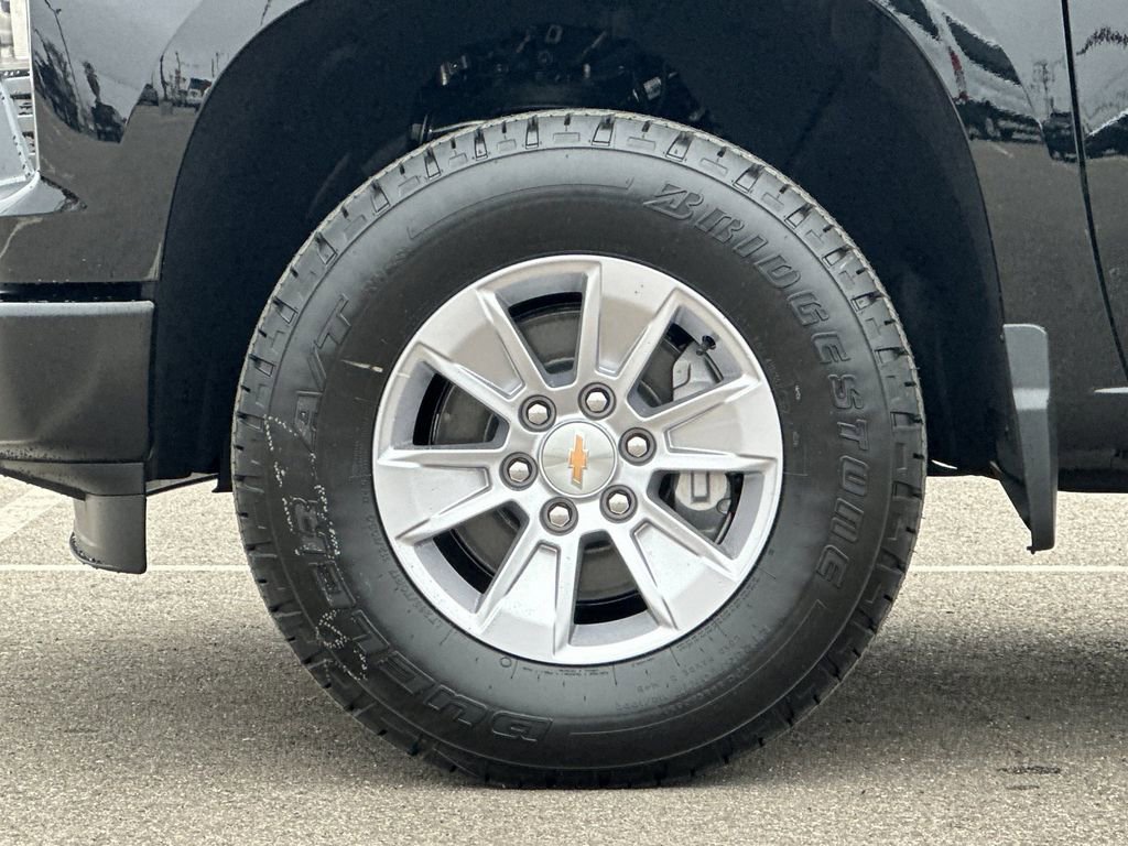 New 2026 Chevrolet Silverado 1500 W/T w/ LPO, Dark Essentials Package image 23