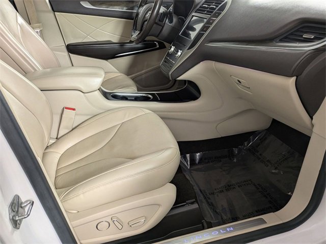 Used 2019 Lincoln MKC Reserve w/ MKC Climate Package image 28