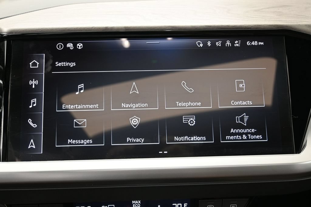 Used 2023 Audi Q4 e-tron Prestige AWD/4WD image 25