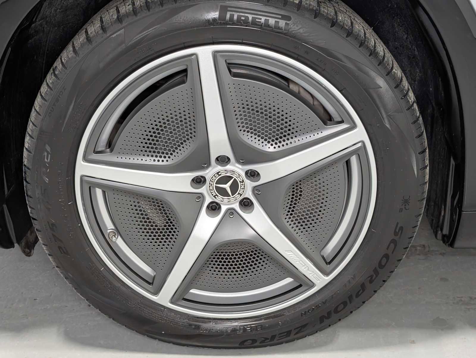 Certified 2023 Mercedes-Benz EQS 580 4MATIC SUV image 3