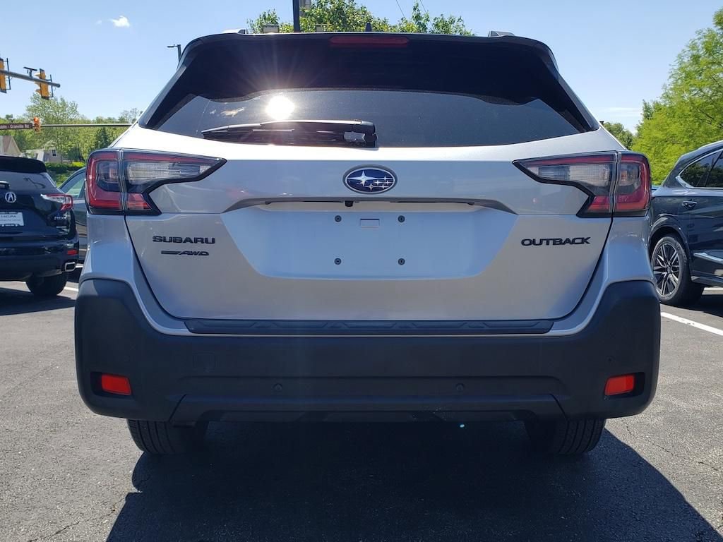 Used 2024 Subaru Outback Onyx Edition AWD/4WD image 8