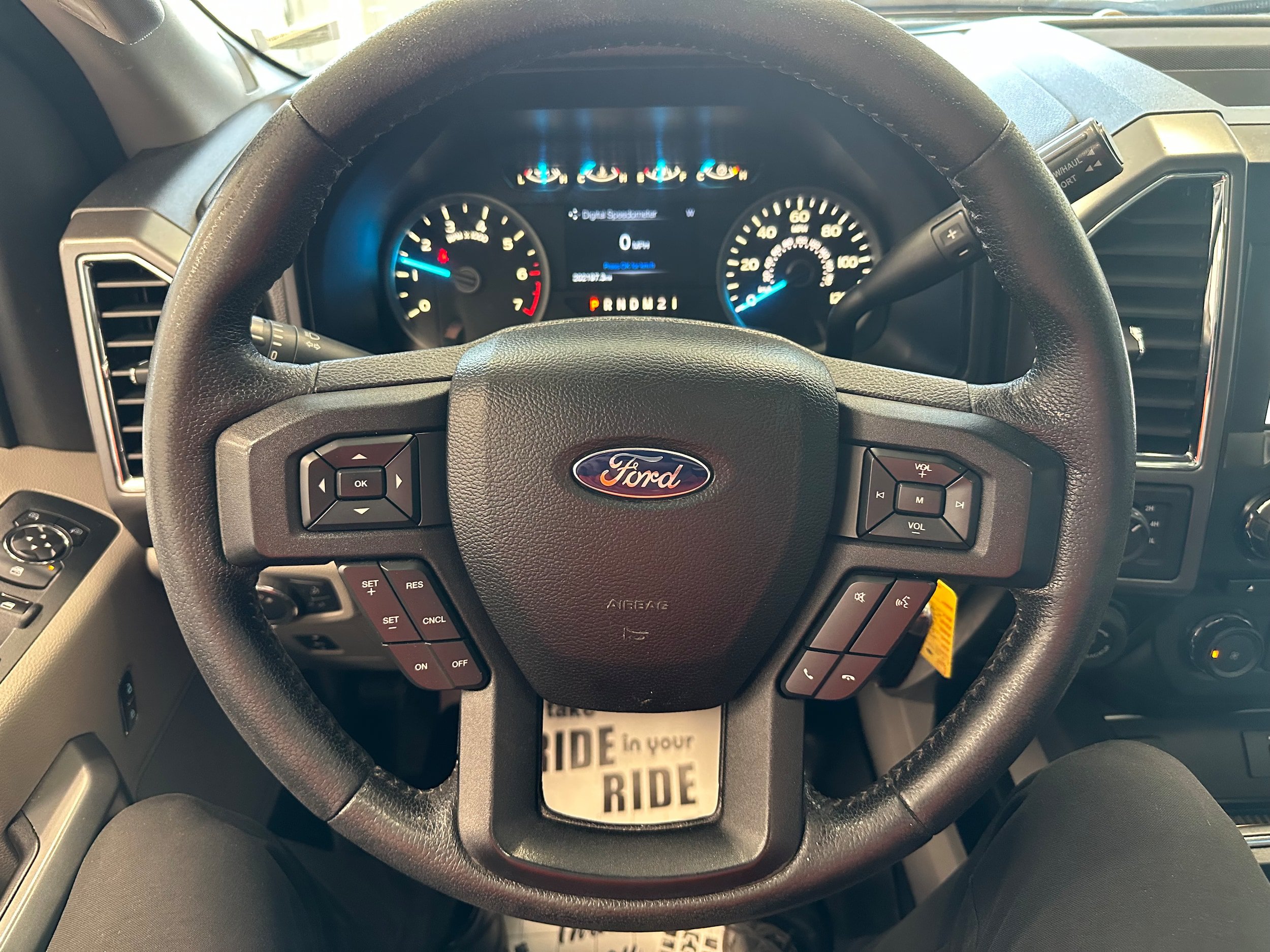 Used 2016 Ford F150 XLT w/ Equipment Group 302A Luxury AWD/4WD image 22