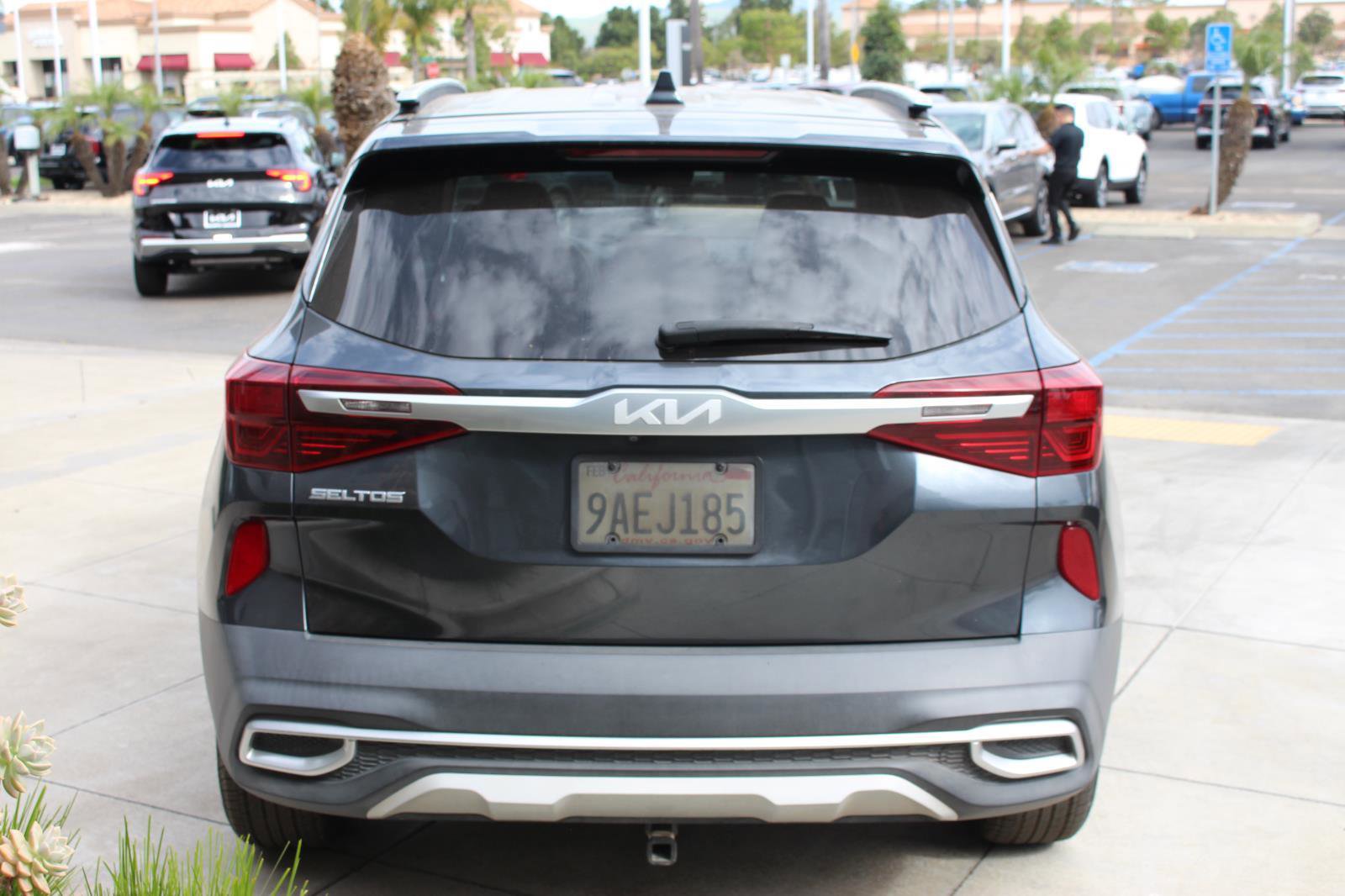 Certified 2022 Kia Seltos S image 8