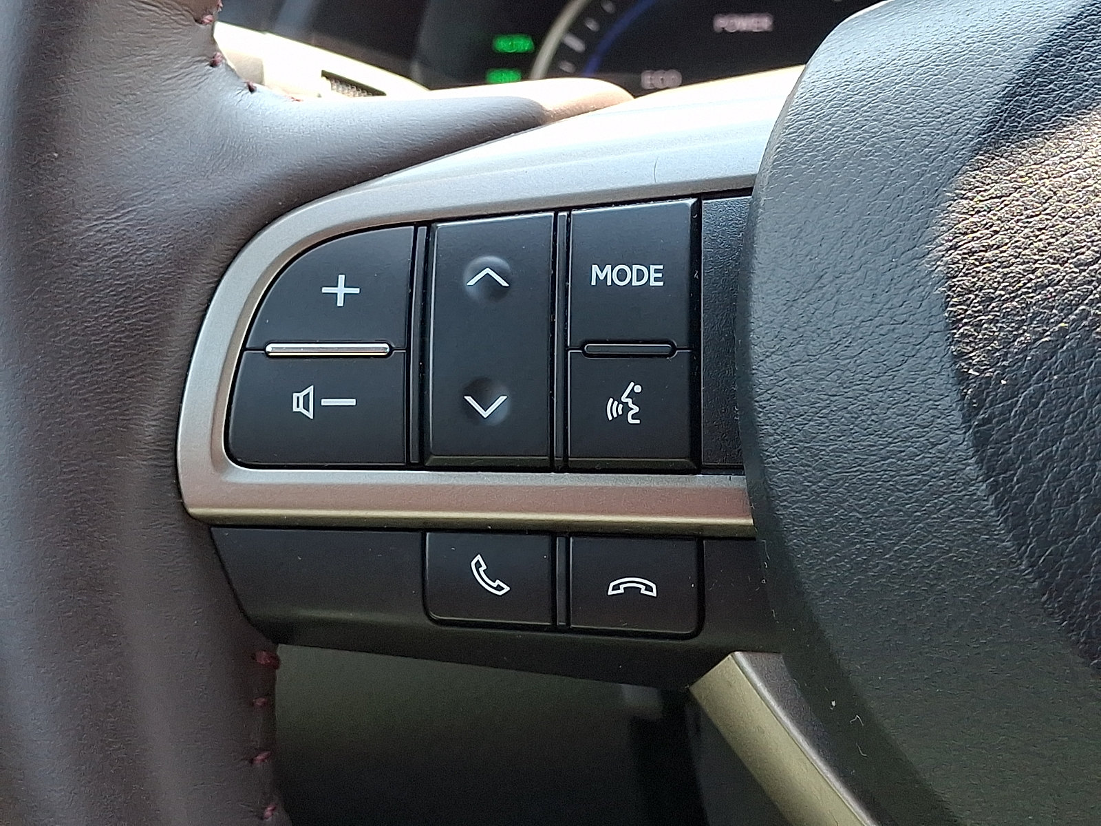 Used 2016 Lexus RX 450h AWD image 23