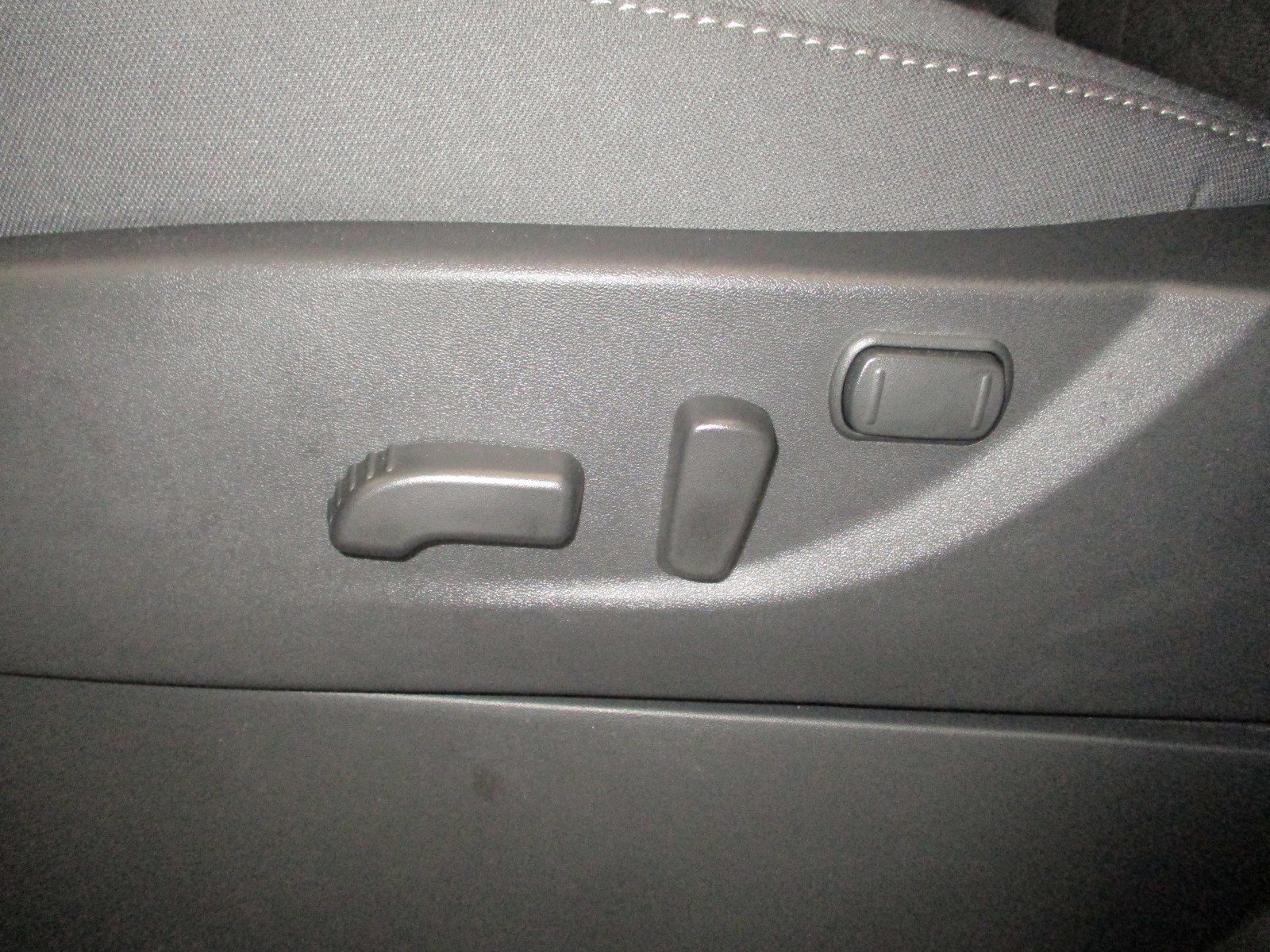 New 2025 Nissan Frontier SV image 16