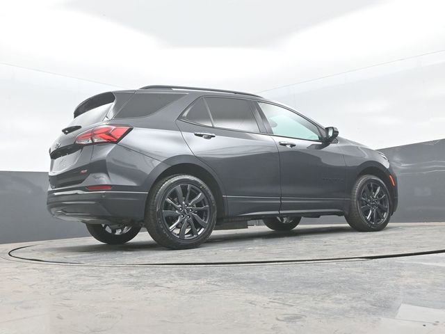 Used 2023 Chevrolet Equinox RS w/ RS Leather Package AWD/4WD image 24