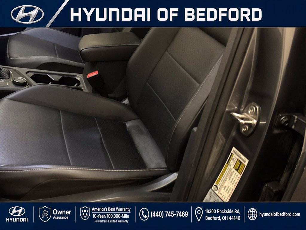 Used 2021 Volkswagen Tiguan SE w/ Panoramic Sunroof Package AWD/4WD image 13
