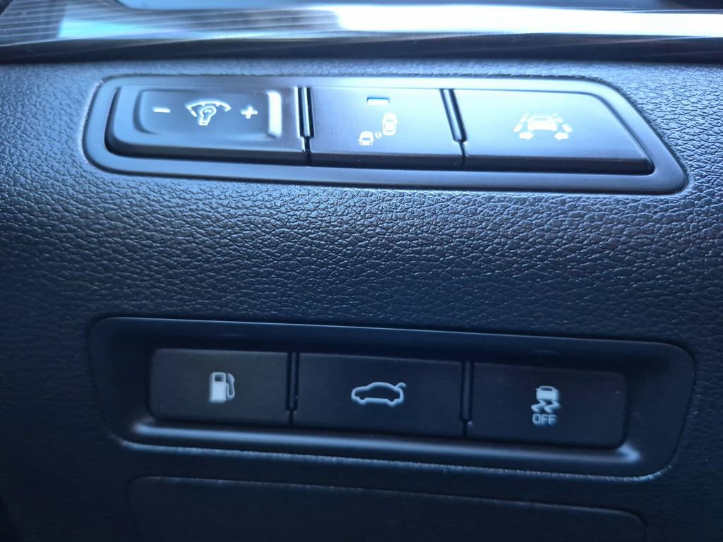 Used 2018 Hyundai Sonata Limited w/ Limited Ultimate Package 03 image 26