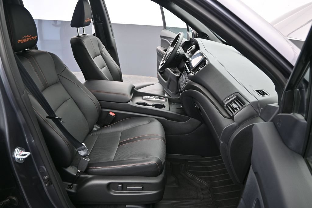 Certified 2025 Honda Ridgeline TrailSport image 28