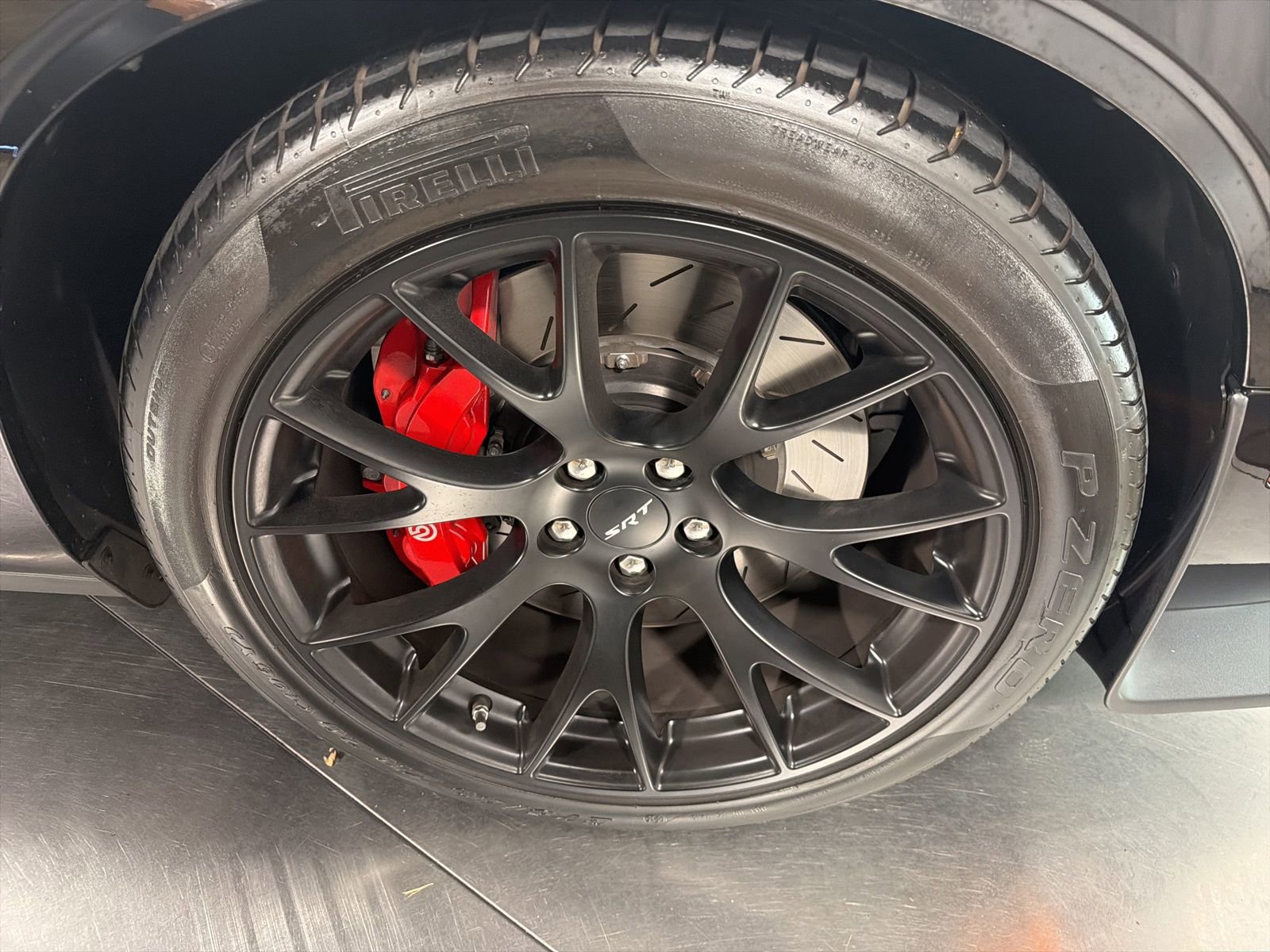 Used 2015 Dodge Challenger SRT Hellcat RWD image 9
