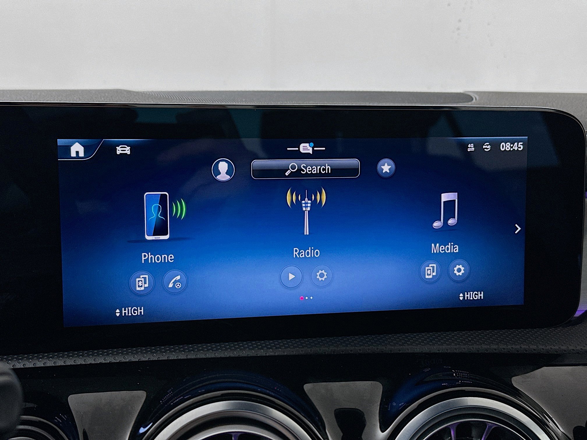 Used 2025 Mercedes-Benz CLA 250 4MATIC image 14