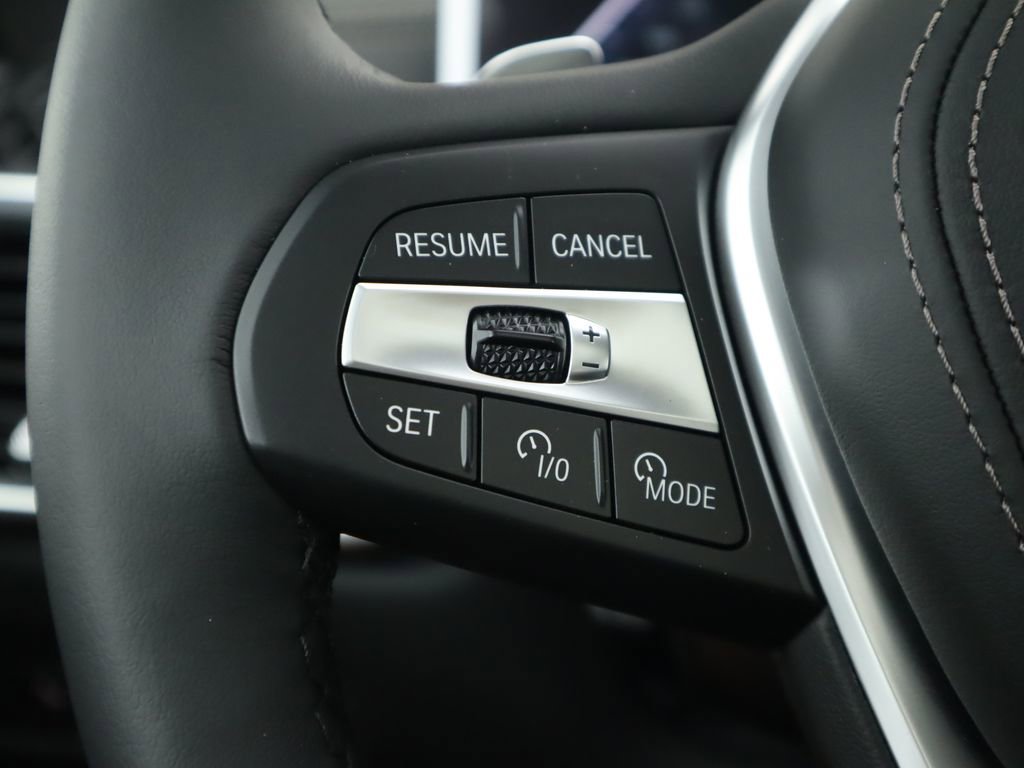 Certified 2026 BMW X5 sDrive40i w/ Premium Package RWD image 12