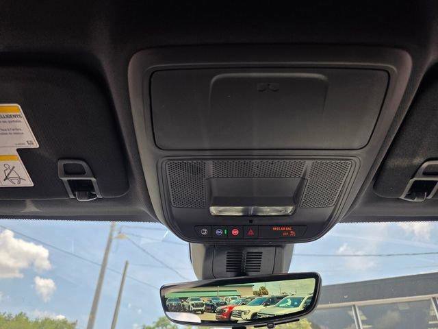 Used 2026 GMC Terrain Elevation w/ Elevation Premium Package FWD image 21
