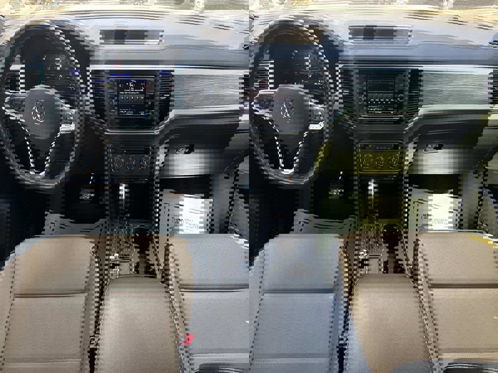 Used 2022 Volkswagen Atlas Cross Sport SE image 14