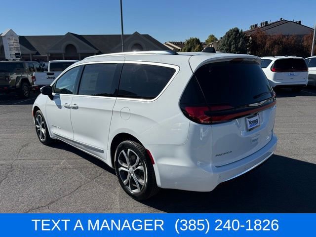 New 2026 Chrysler Pacifica Pinnacle image 8