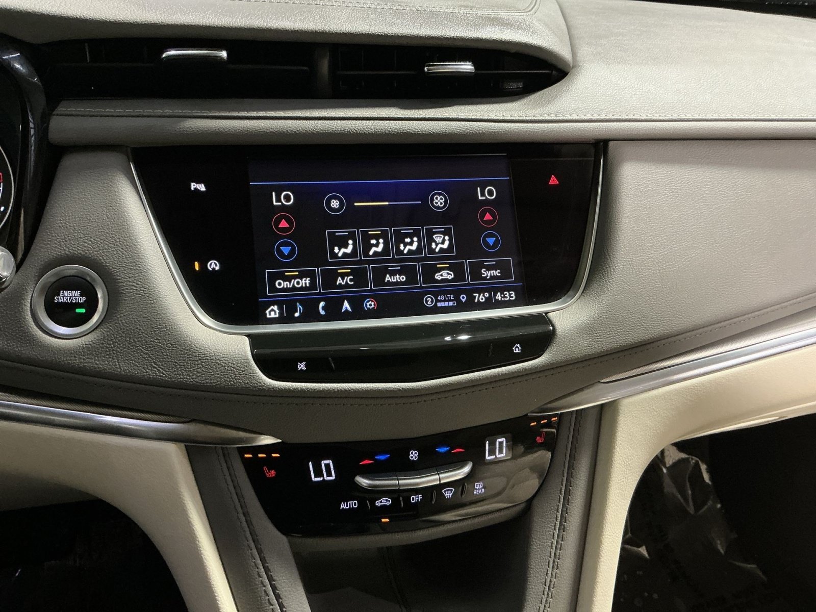 Used 2024 Cadillac XT5 Premium Luxury w/ LPO, Floor Liner Package AWD/4WD image 22