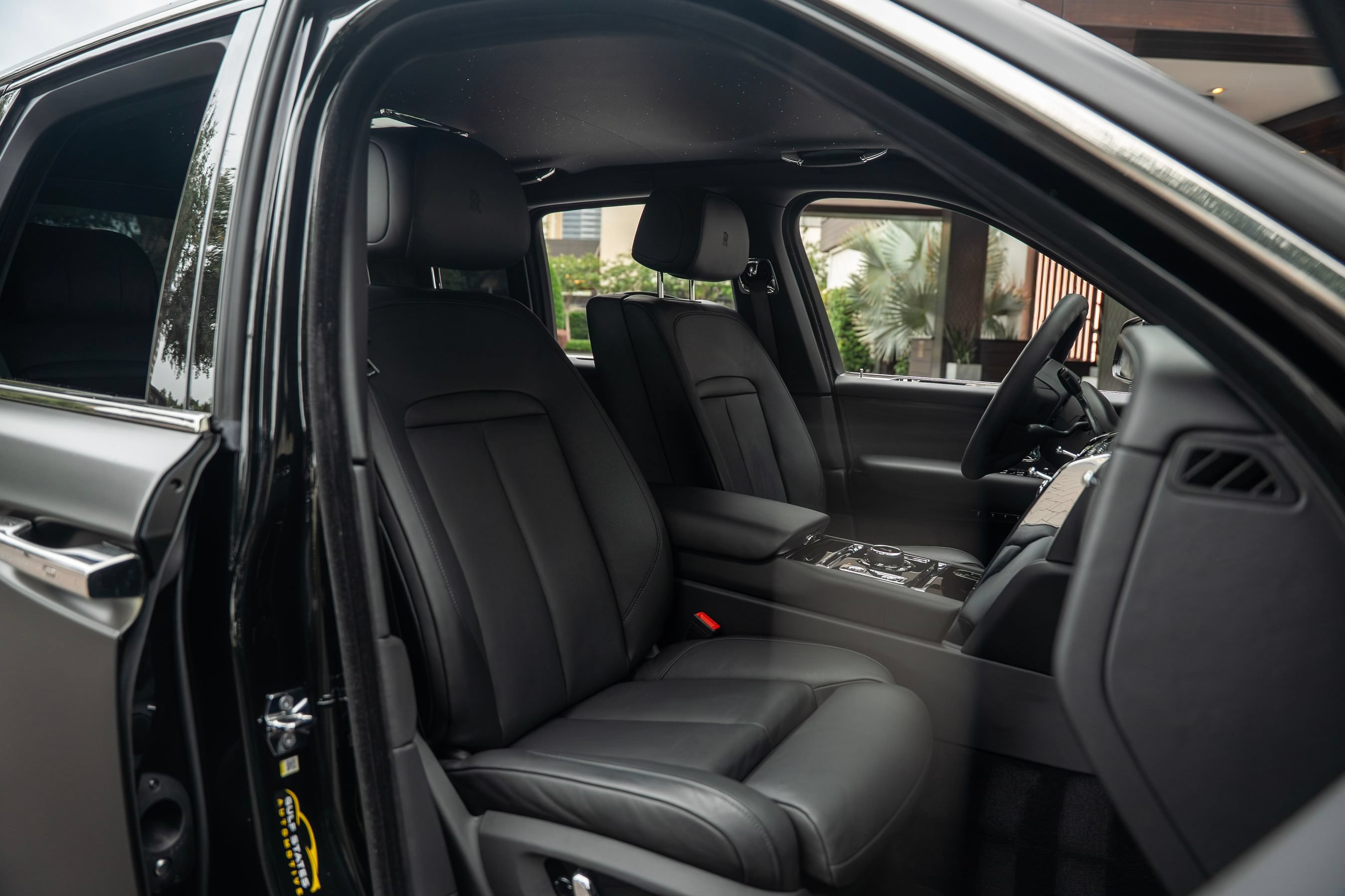 Certified 2023 Rolls-Royce Cullinan AWD/4WD image 22