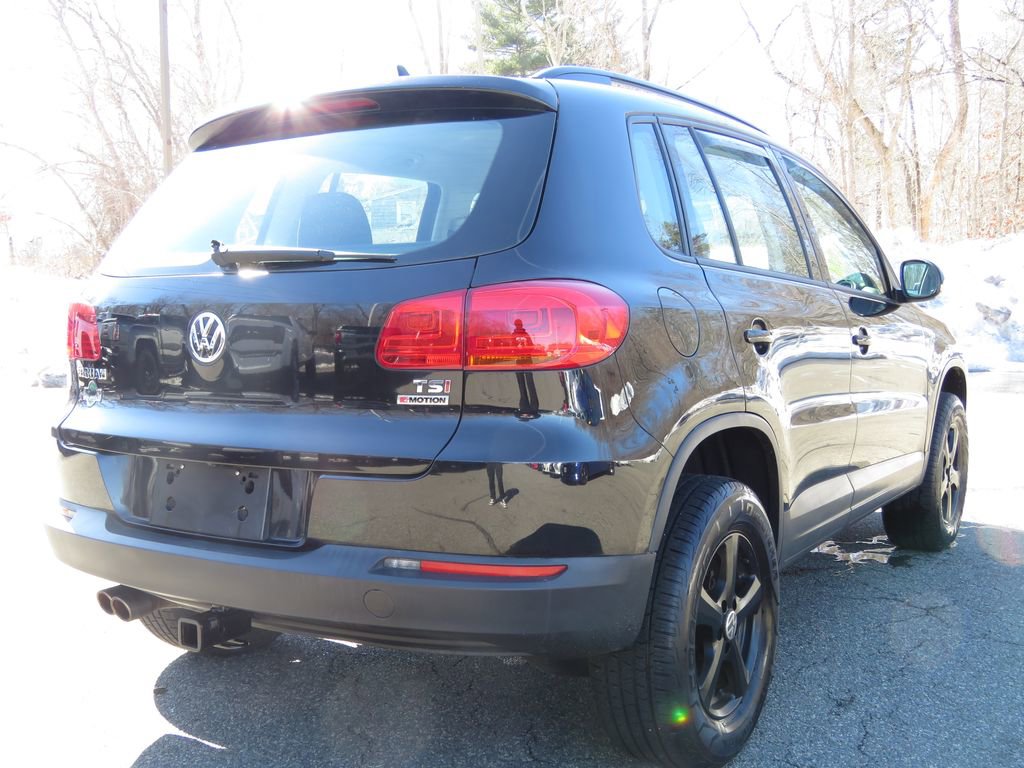 Used 2017 Volkswagen Tiguan Limited w/ Premium Package image 5