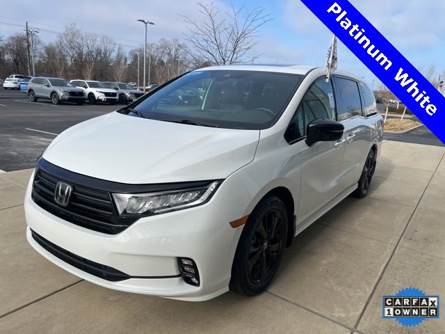Certified 2023 Honda Odyssey Sport image 3