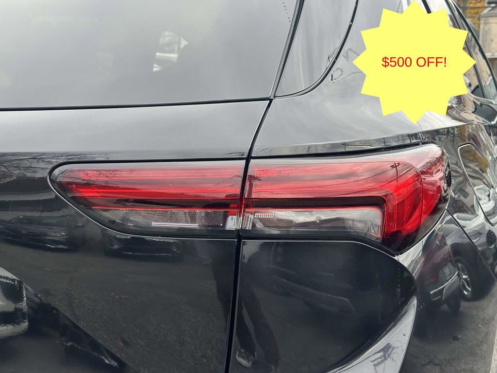 Used 2022 Buick Envision Preferred w/ Safety Package FWD image 11